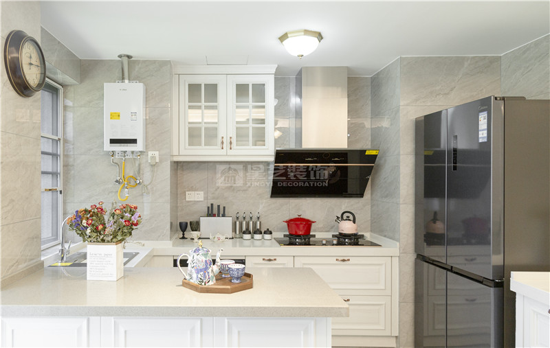 綠地國(guó)際花都120平 廚房裝修實(shí)景圖