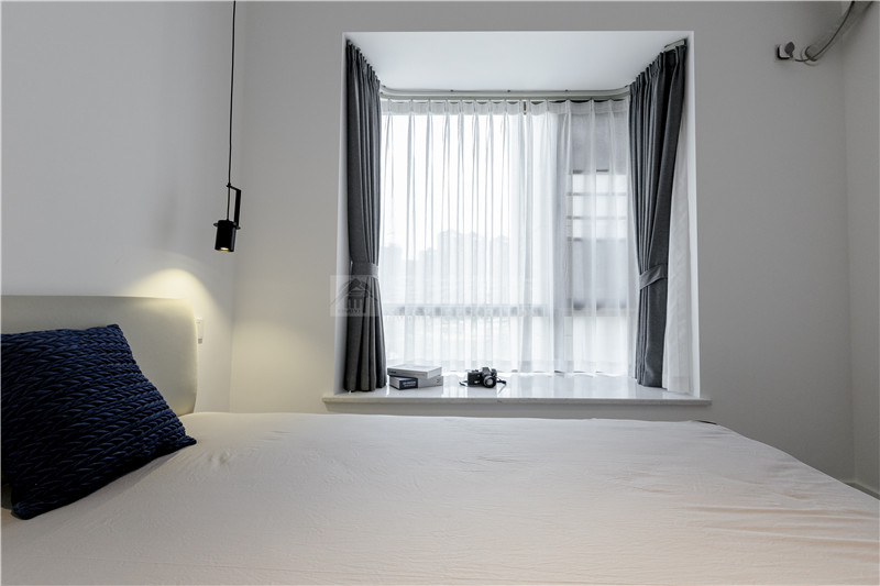 江宇都會明珠60平臥室裝修實(shí)景圖