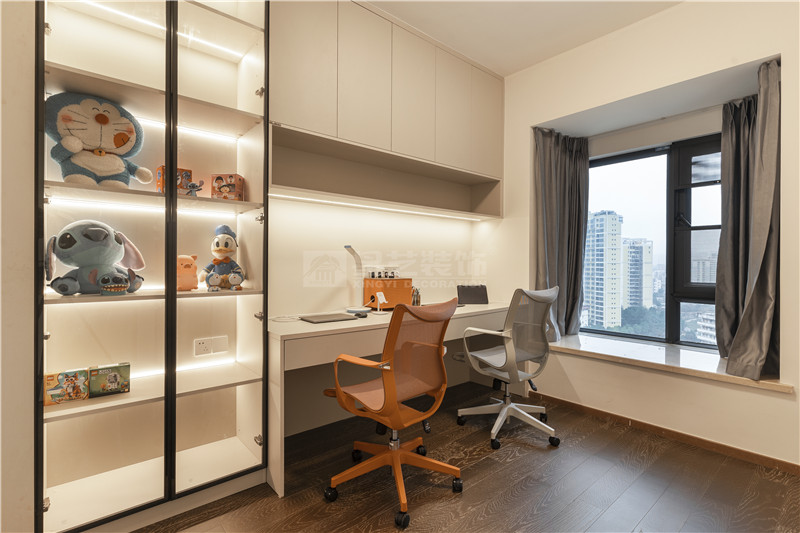 萬象華府140平書房裝修實(shí)景圖