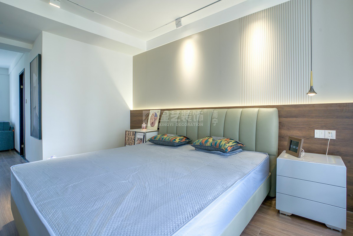 臻澤苑270平現(xiàn)代風(fēng)格臥室裝修實景