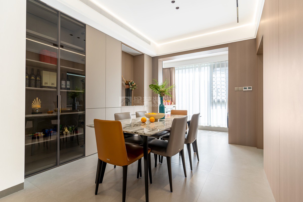 盛邦濱江府200平現(xiàn)代極簡(jiǎn)餐廳裝修實(shí)景
