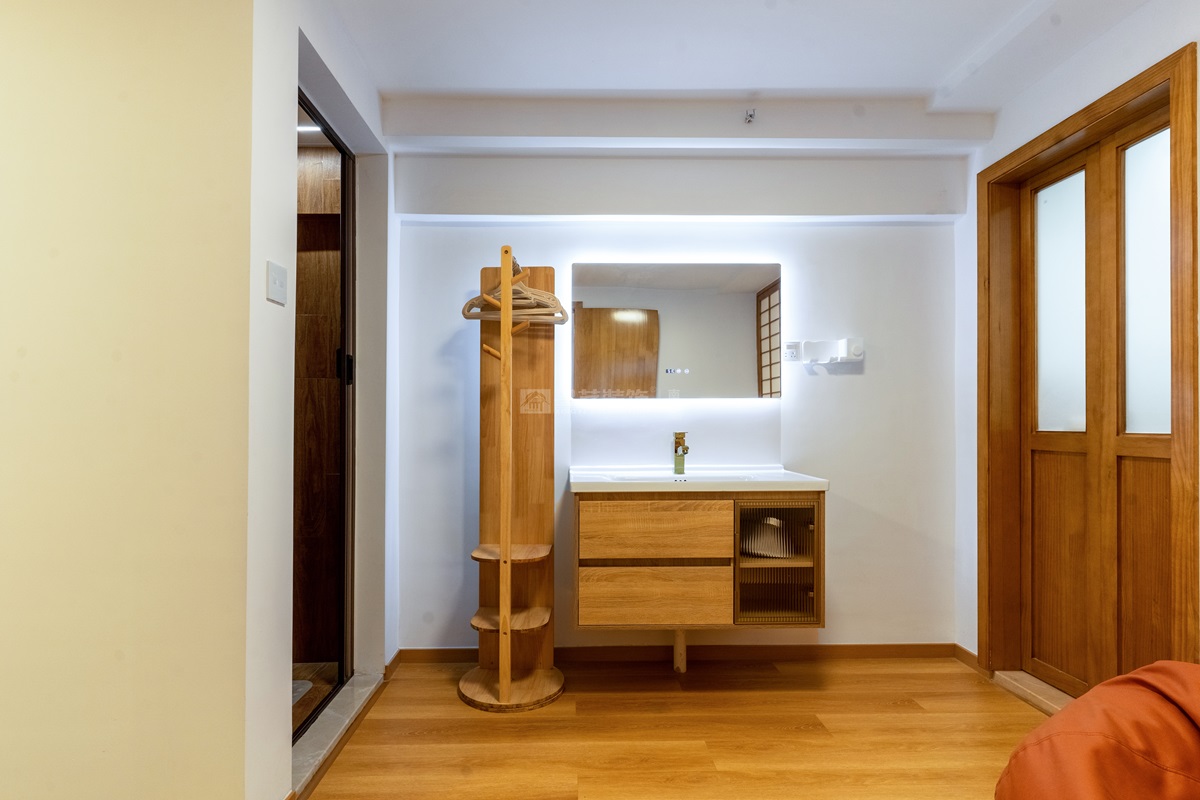 綠地中央廣場40平衛(wèi)生間裝修實(shí)景