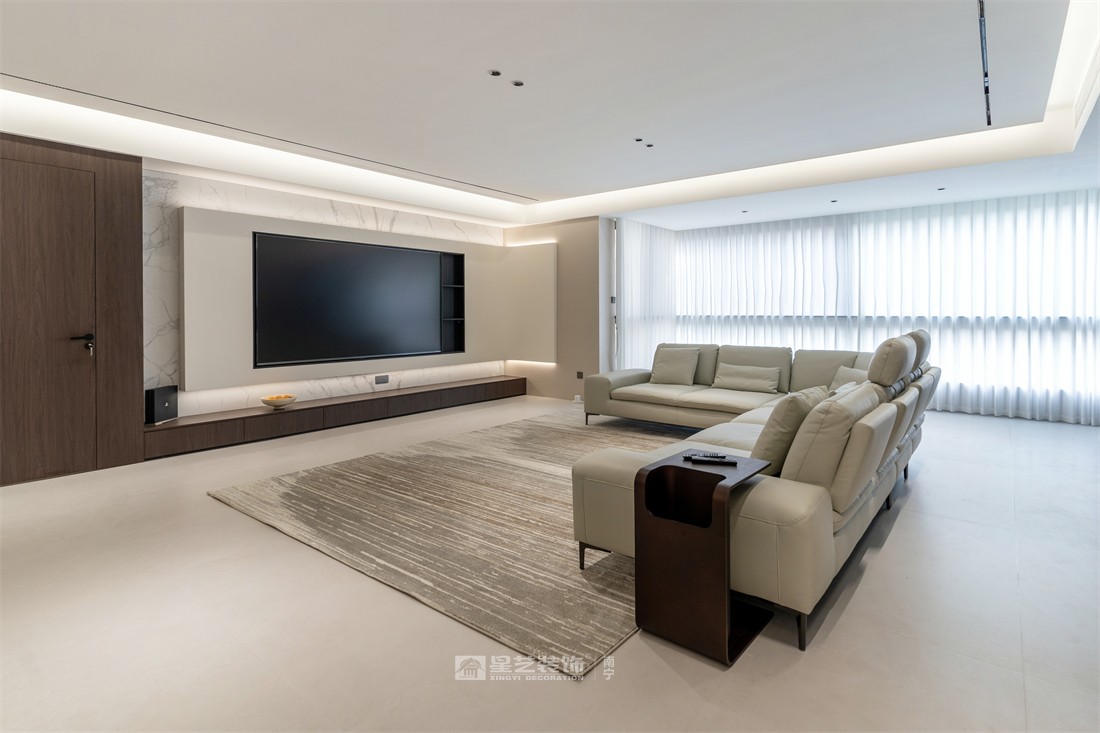 大唐臻觀196平現(xiàn)代簡約客廳裝修完工實景