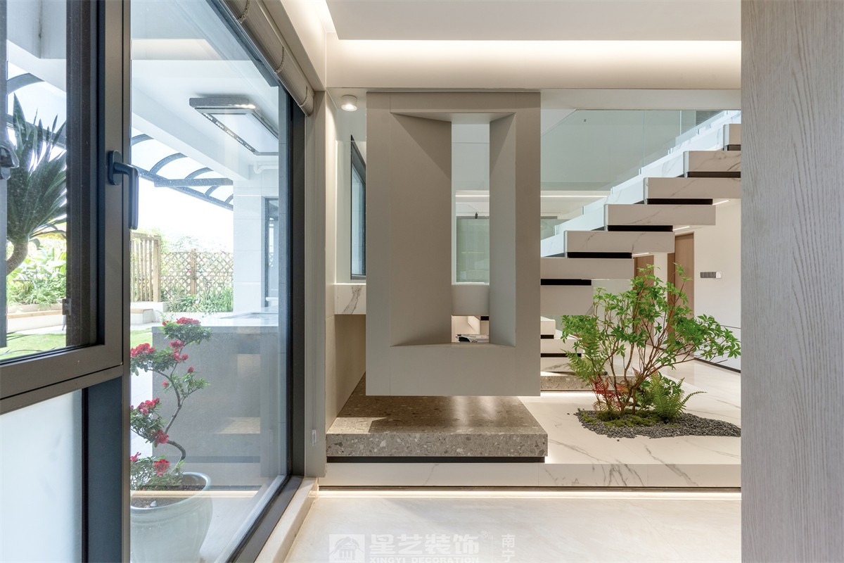 德澤苑220平現(xiàn)代簡約入戶裝修完工實景圖