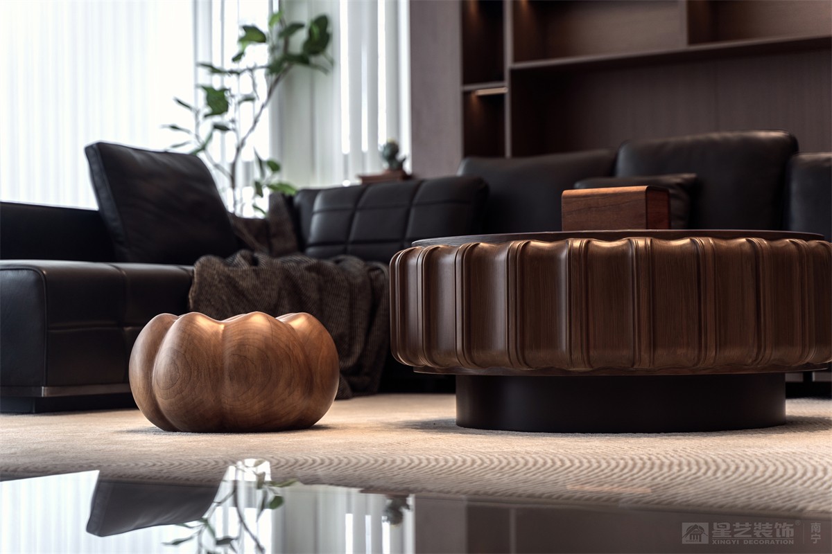 華潤西園潤府143平意式輕奢客廳裝修完工實景圖