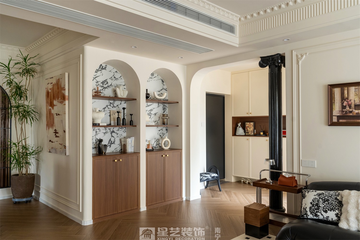 湖畔書院150平法式中古風入戶裝修完工實景圖